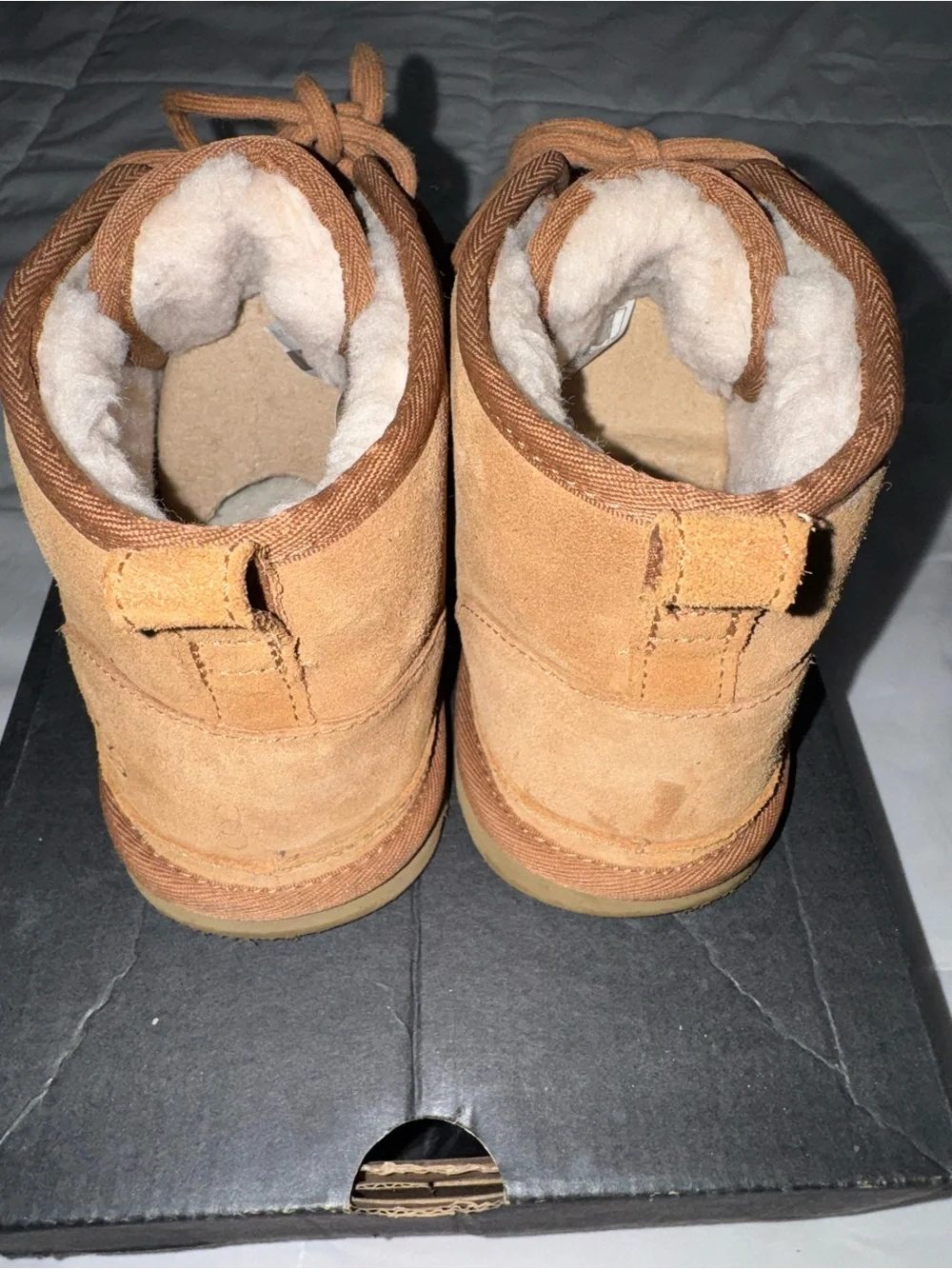 Men's Tan Suede Lace-Up Boots - UGGS